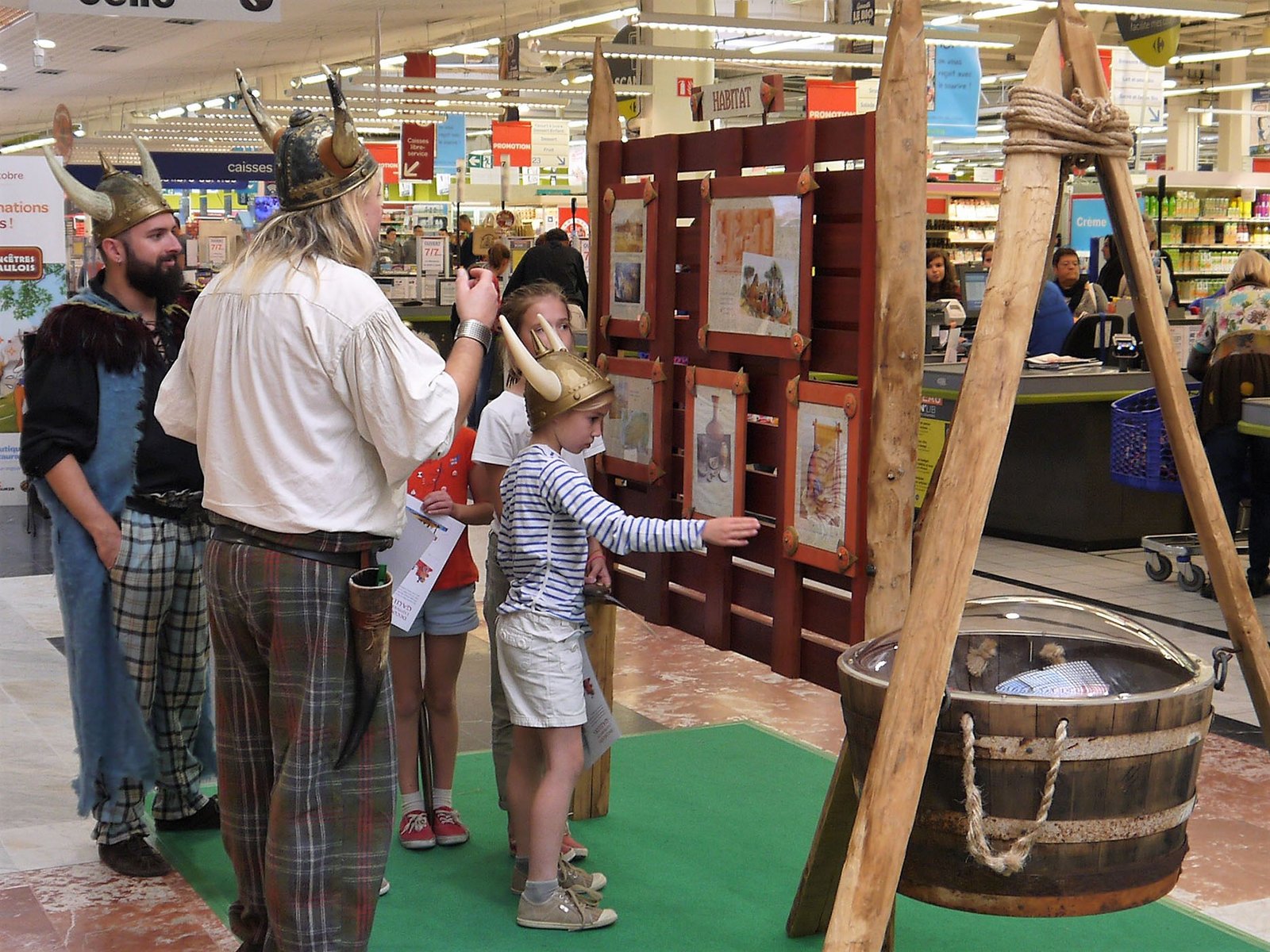 Les vitrines et panneaux didactiques