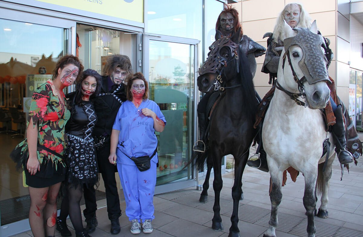 Animations Halloween : les cavaliers de la nuit !